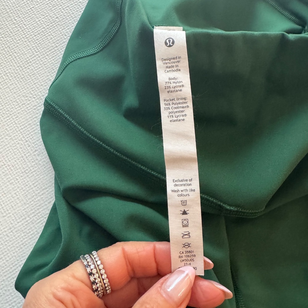 Lululemon legging - Picture 3 of 3